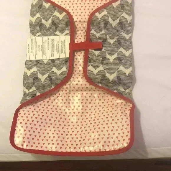 Skip Hop changing station bag. - Picture 6 of 12